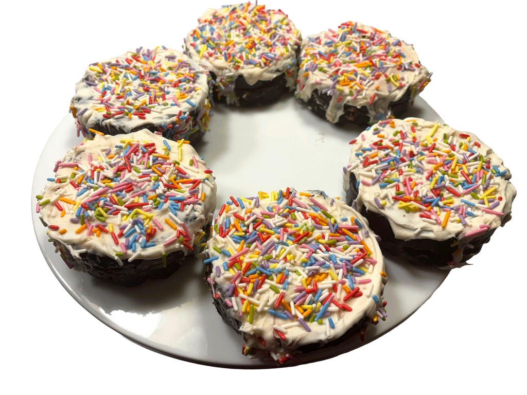 PAWsitively Organic Dog Bakery Pawfetti Cakes – Peanut Butter Frosted Rice Cake Dog Treat